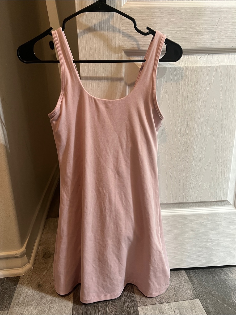 Under Armour Pale Pink Scoop Neck Tank Top